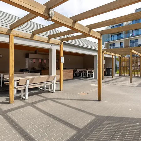 Osiedle Feniks Z Basenem, Silownia I Strefa Bbq Blisko Plazy W Kolobrzegu By Renters Apartment Kolberg
